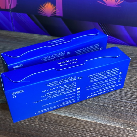 Waldo Hydra Boost Daily Lenses P-5. 75D B.C 8.5 DIA 14.2 exp date 02/2028. 60 L - Picture 8 of 11